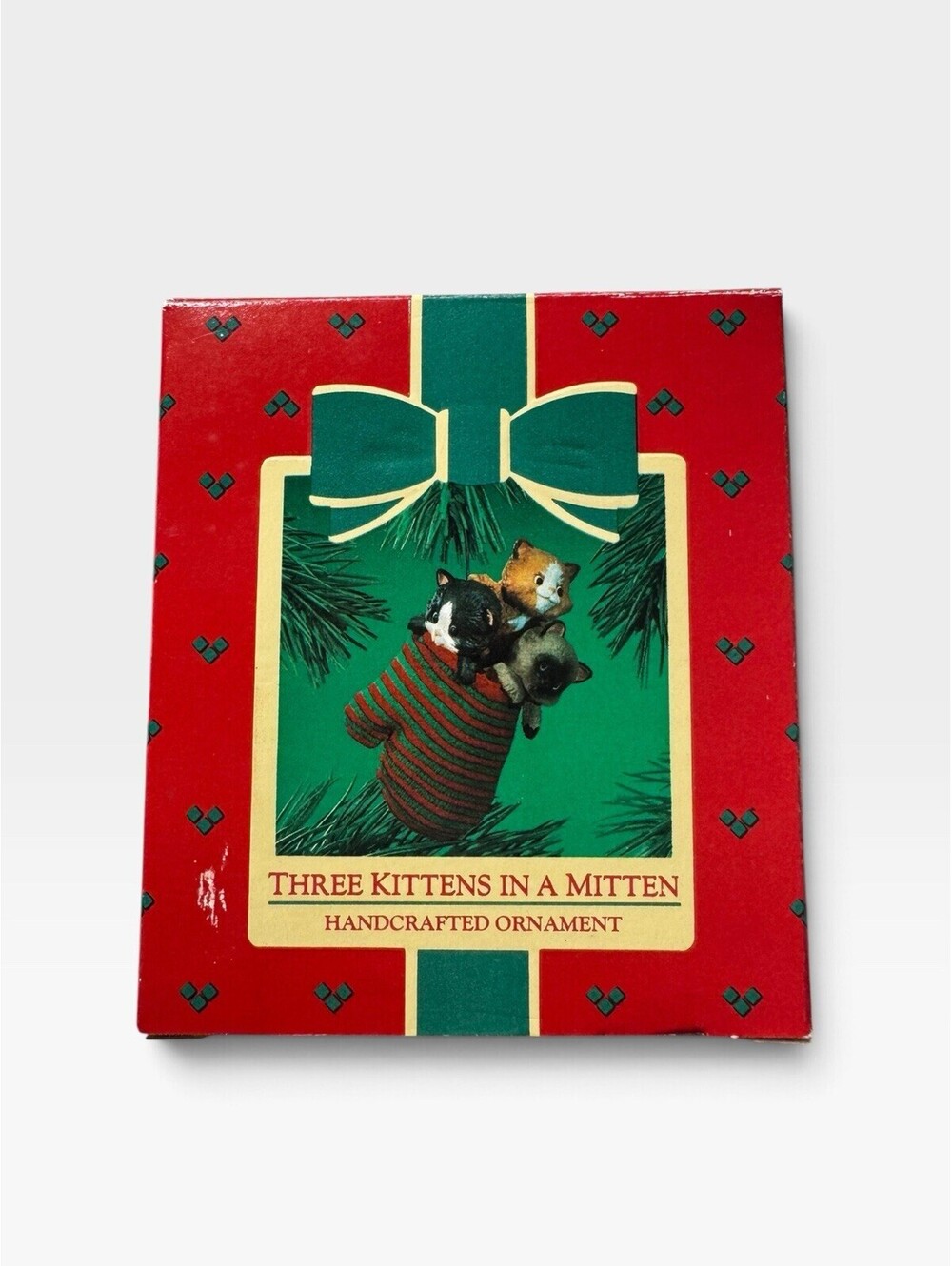 1984 Three Kittens In A Mitten Hallmark Ornament Vintage Collectible